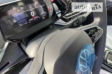 Позашляховик / Кросовер Volkswagen ID.4 Crozz 2022 в 