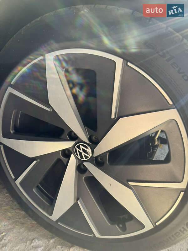 Внедорожник / Кроссовер Volkswagen ID.4 Crozz 2022 в Белой Церкви