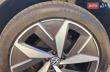 Внедорожник / Кроссовер Volkswagen ID.4 Crozz 2022 в 