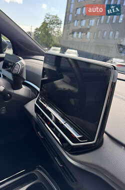 Позашляховик / Кросовер Volkswagen ID.4 Crozz 2022 в 