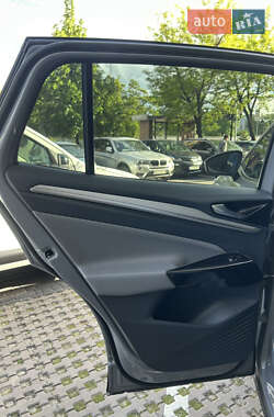 Позашляховик / Кросовер Volkswagen ID.4 Crozz 2021 в 