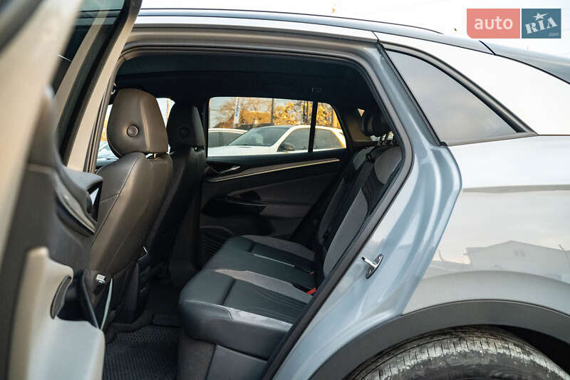 Внедорожник / Кроссовер Volkswagen ID.4 Crozz 2023 в Черновцах