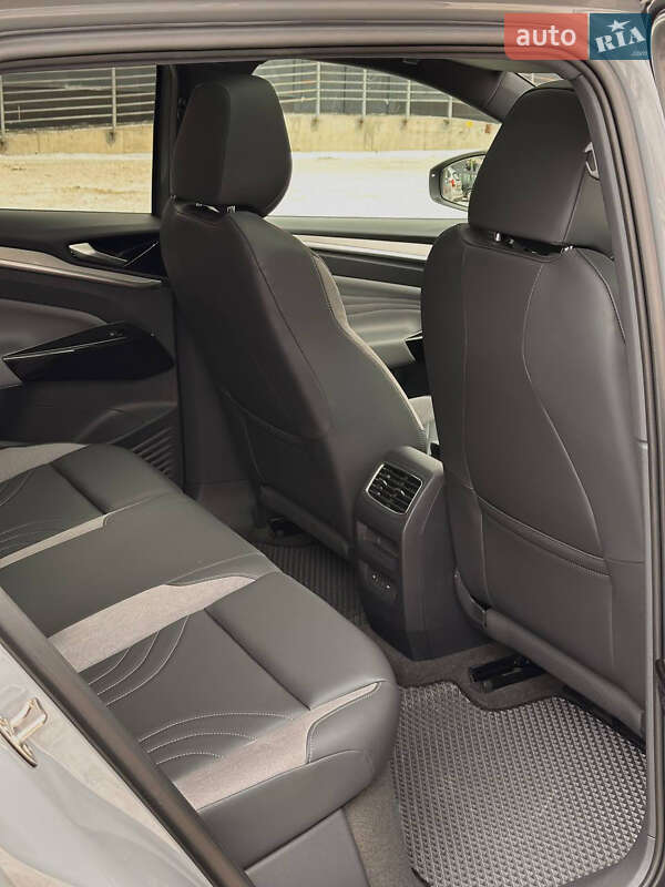 Внедорожник / Кроссовер Volkswagen ID.4 Crozz 2023 в Киеве