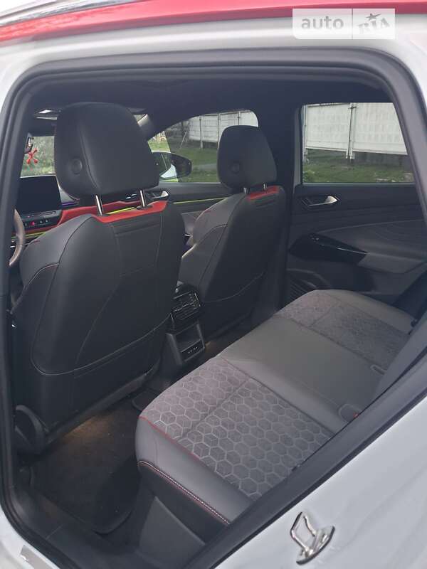 Внедорожник / Кроссовер Volkswagen ID.4 X 2021 в Кривом Роге