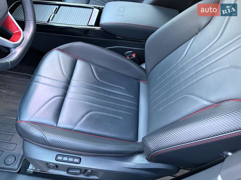 Позашляховик / Кросовер Volkswagen ID.4 X 2023 в Кривому Розі