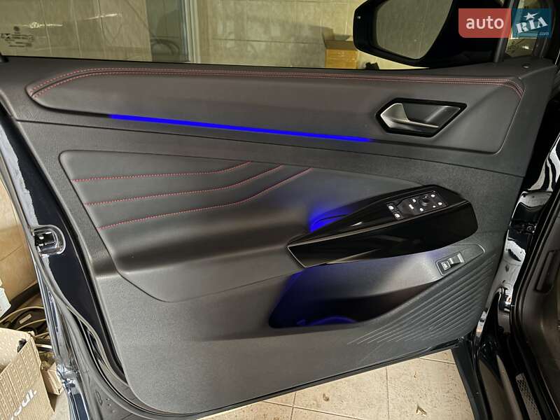 Позашляховик / Кросовер Volkswagen ID.4 X 2023 в Кривому Розі