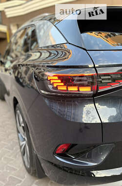 Позашляховик / Кросовер Volkswagen ID.4 2021 в 