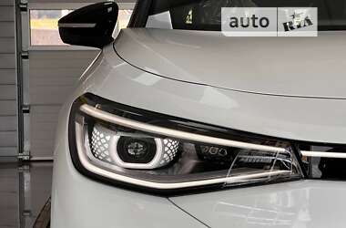 Позашляховик / Кросовер Volkswagen ID.4 2023 в 