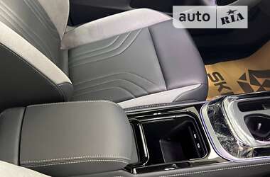 Позашляховик / Кросовер Volkswagen ID.4 2023 в 