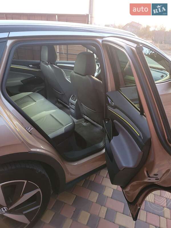 Внедорожник / Кроссовер Volkswagen ID.4 2021 в Черноморске