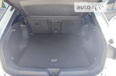 Внедорожник / Кроссовер Volkswagen ID.4 2023 в 