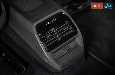 Внедорожник / Кроссовер Volkswagen ID.4 2022 в 