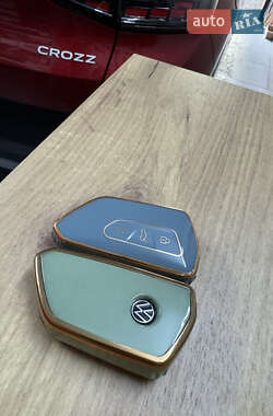 Внедорожник / Кроссовер Volkswagen ID.4 2022 в 