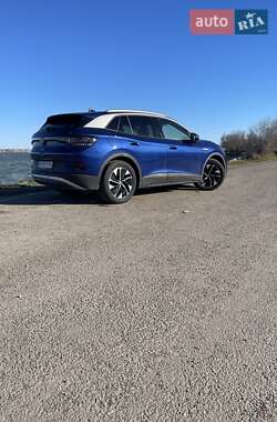Внедорожник / Кроссовер Volkswagen ID.4 2021 в 