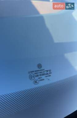 Внедорожник / Кроссовер Volkswagen ID.4 2021 в 