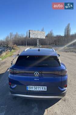 Внедорожник / Кроссовер Volkswagen ID.4 2021 в 