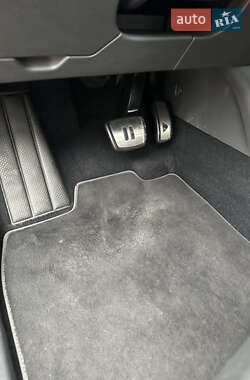 Внедорожник / Кроссовер Volkswagen ID.4 2021 в 