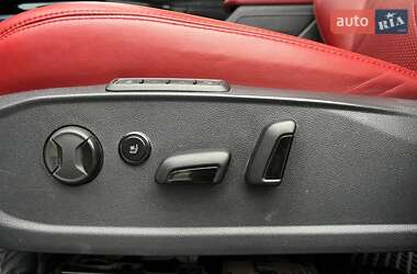 Внедорожник / Кроссовер Volkswagen ID.4 2021 в 