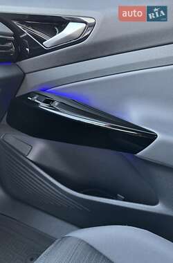 Внедорожник / Кроссовер Volkswagen ID.4 2021 в 