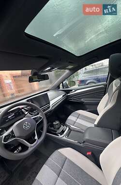 Позашляховик / Кросовер Volkswagen ID.4 2023 в Ужгороді