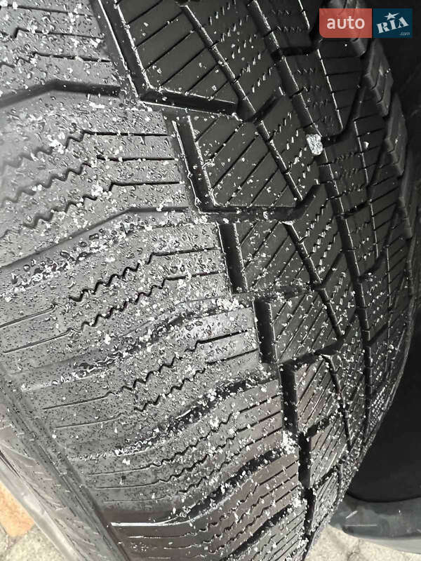 Внедорожник / Кроссовер Volkswagen ID.4 2022 в Киеве фото 16 Внедорожник / Кроссовер Volkswagen ID.4 2022 в Киеве