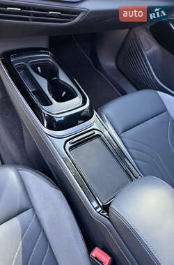 Внедорожник / Кроссовер Volkswagen ID.4 2023 в 