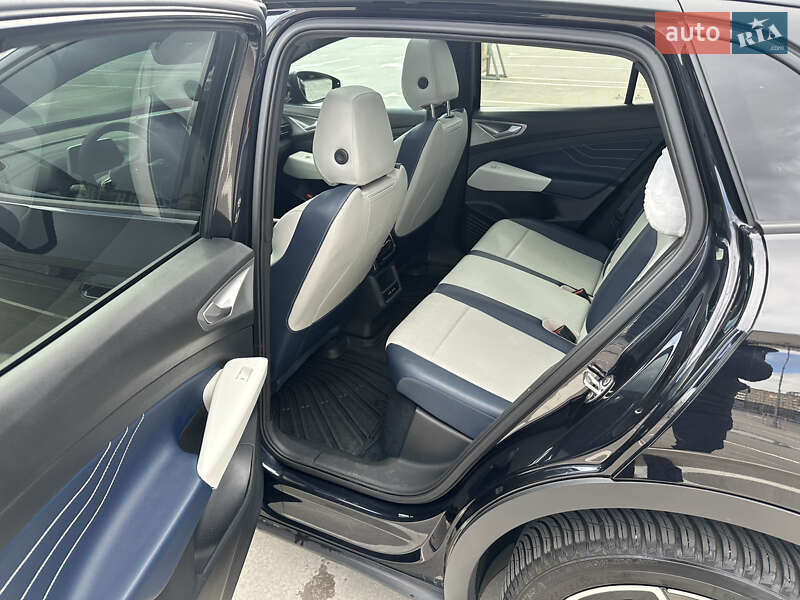 Внедорожник / Кроссовер Volkswagen ID.4 2022 в Киеве