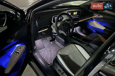 Позашляховик / Кросовер Volkswagen ID.4 2022 в 
