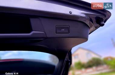 Внедорожник / Кроссовер Volkswagen ID.4 2022 в 