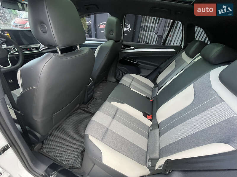 Позашляховик / Кросовер Volkswagen ID.4 2021 в Вінниці