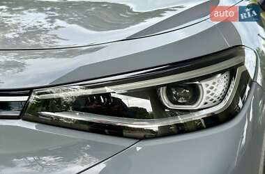 Позашляховик / Кросовер Volkswagen ID.4 2022 в 