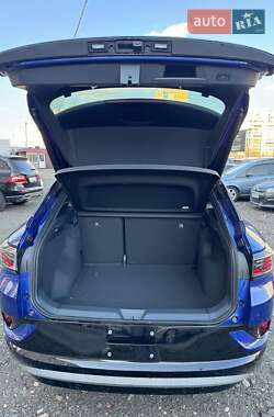 Внедорожник / Кроссовер Volkswagen ID.4 2021 в 