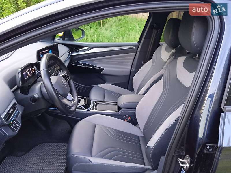 Позашляховик / Кросовер Volkswagen ID.4 2021 в Чернівцях