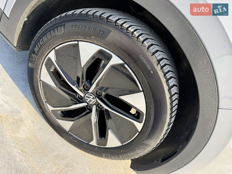 Внедорожник / Кроссовер Volkswagen ID.4 2021 в Дубно