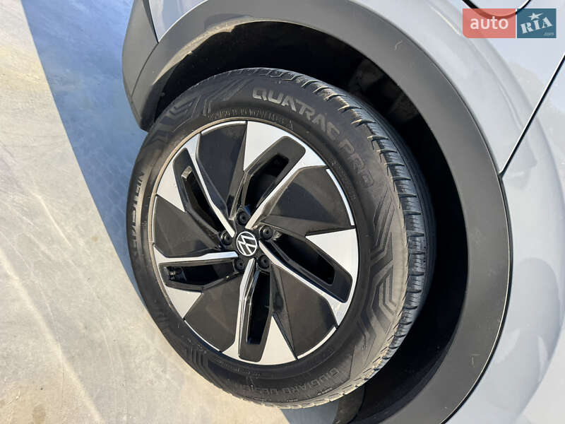 Внедорожник / Кроссовер Volkswagen ID.4 2021 в Дубно