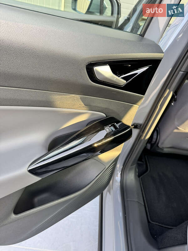 Внедорожник / Кроссовер Volkswagen ID.4 2021 в Дубно