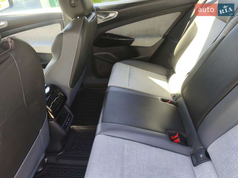 Внедорожник / Кроссовер Volkswagen ID.4 2023 в Лубнах