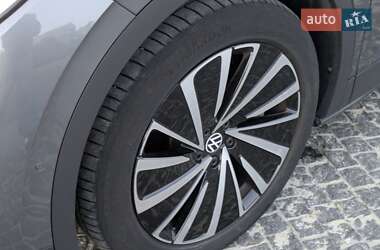 Позашляховик / Кросовер Volkswagen ID.4 2022 в 