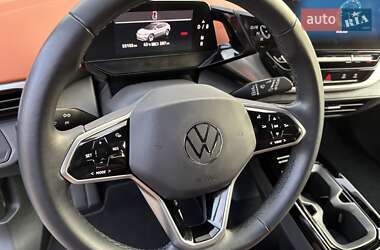 Внедорожник / Кроссовер Volkswagen ID.4 2023 в 