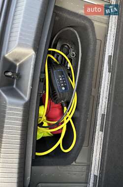 Внедорожник / Кроссовер Volkswagen ID.4 2023 в 