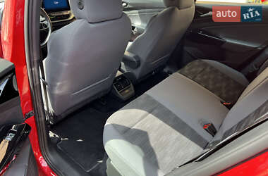 Внедорожник / Кроссовер Volkswagen ID.4 2022 в 