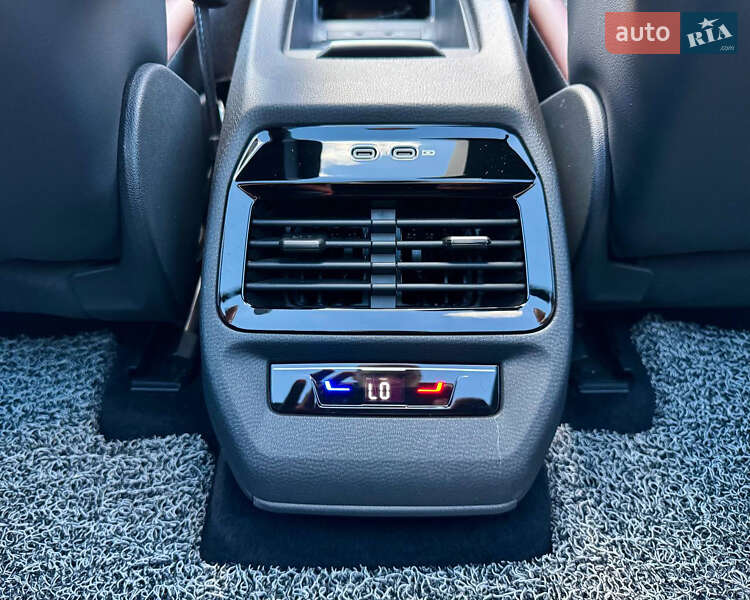 Внедорожник / Кроссовер Volkswagen ID.4 2023 в Киеве фото 29 Внедорожник / Кроссовер Volkswagen ID.4 2023 в Киеве