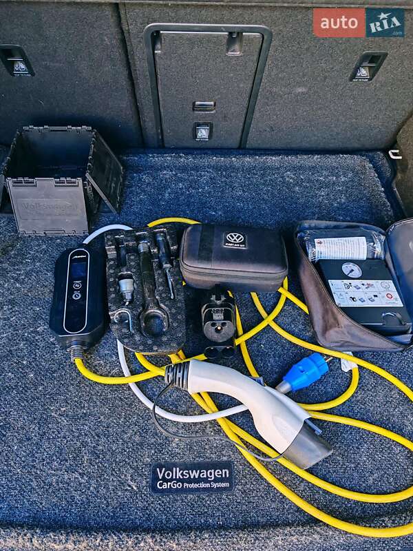 Внедорожник / Кроссовер Volkswagen ID.4 2021 в Сумах