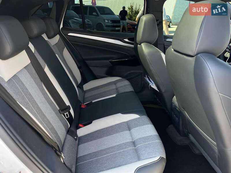 Внедорожник / Кроссовер Volkswagen ID.4 2021 в Львове