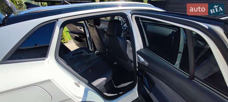 Внедорожник / Кроссовер Volkswagen ID.4 2023 в Ивано-Франковске
