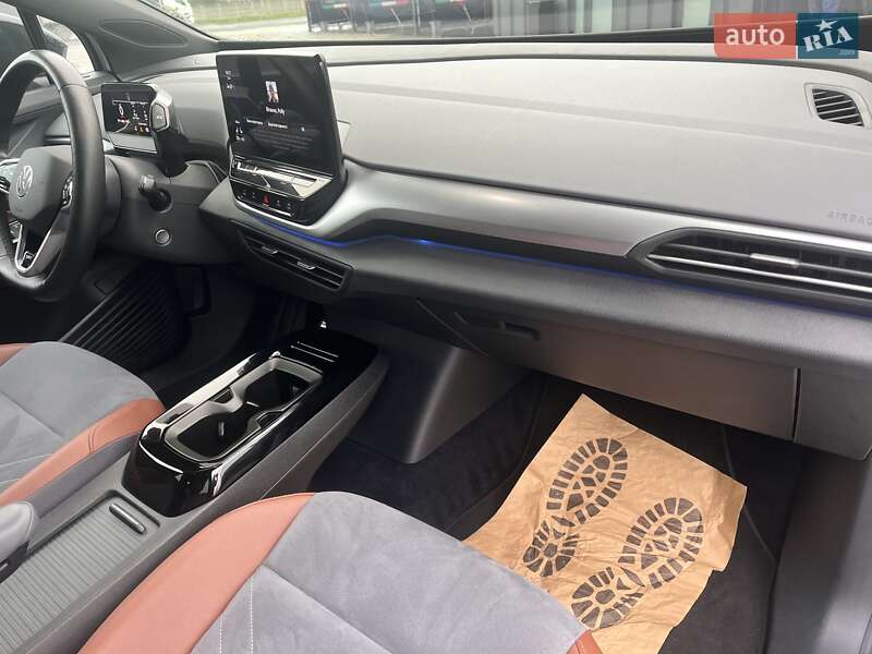Внедорожник / Кроссовер Volkswagen ID.4 2021 в Луцке