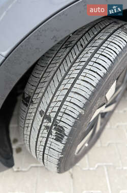 Внедорожник / Кроссовер Volkswagen ID.4 2023 в 