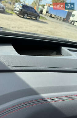 Внедорожник / Кроссовер Volkswagen ID.4 2021 в 