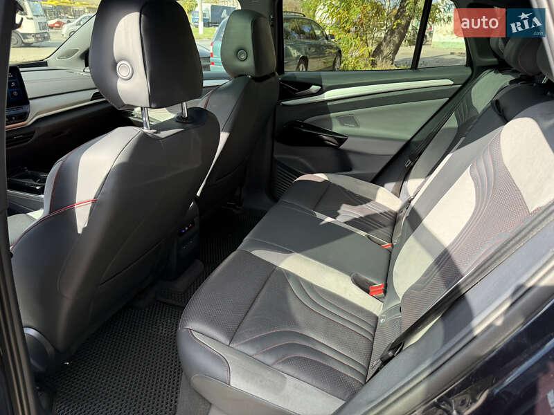 Позашляховик / Кросовер Volkswagen ID.4 2021 в Одесі
