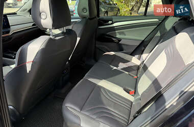 Внедорожник / Кроссовер Volkswagen ID.4 2021 в 